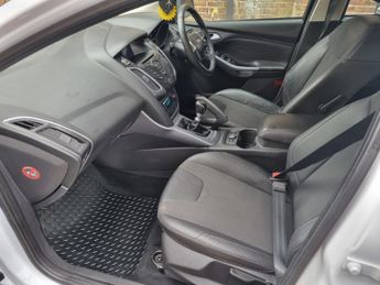 FORD FOCUS 1.6 T EcoBoost Titanium X