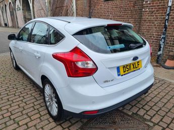 FORD FOCUS 1.6 T EcoBoost Titanium X