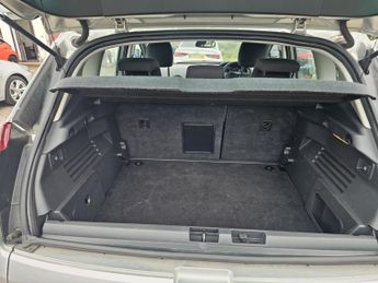 PEUGEOT 3008 1.6 e-HDi Active