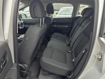 PEUGEOT 3008 1.6 e-HDi Active