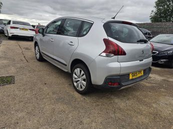PEUGEOT 3008 1.6 e-HDi Active