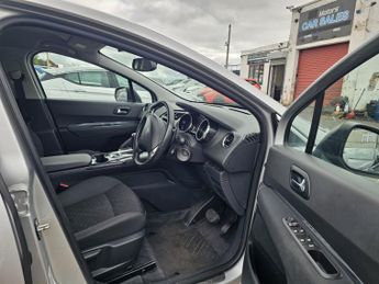 PEUGEOT 3008 1.6 e-HDi Active