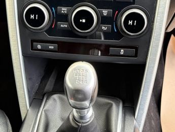 LAND ROVER DISCOVERY SPORT 2.0 eD4 SE