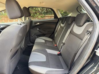 FORD FOCUS 1.0 T EcoBoost Zetec