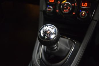 PEUGEOT RCZ 2.0 HDi Sport