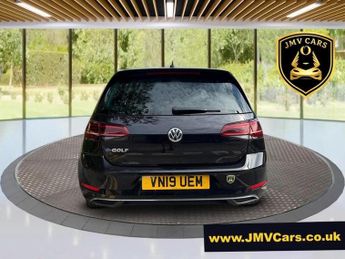 VOLKSWAGEN E-GOLF 35.8kWh e-Golf Auto 5dr