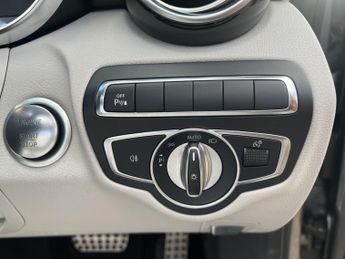 MERCEDES-BENZ C CLASS 2.0 C300 AMG Line