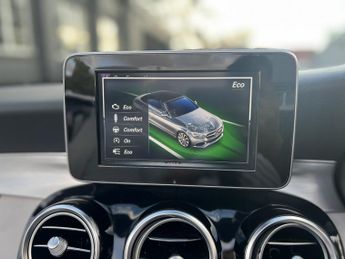 MERCEDES-BENZ C CLASS 2.0 C300 AMG Line