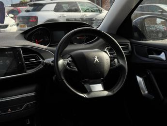 PEUGEOT 308 SW 1.2 PureTech GPF Allure EAT Euro 6 (s/s) 5dr