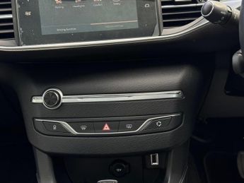 PEUGEOT 308 SW 1.2 PureTech GPF Allure EAT Euro 6 (s/s) 5dr