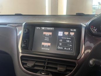 PEUGEOT 2008 1.6 e-HDi Active