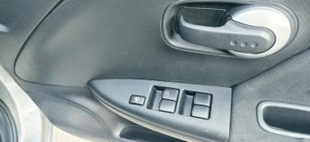 NISSAN NOTE 1.4 16V n-tec