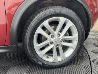 NISSAN JUKE 1.6 Acenta Premium