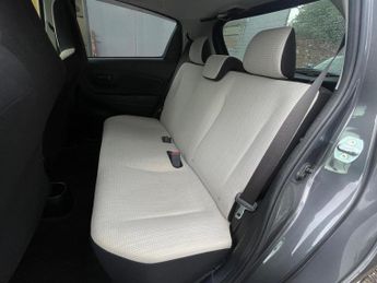 TOYOTA YARIS Automatic CVT Petrol Euro 5 5dr