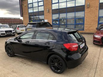 MERCEDES-BENZ A CLASS 1.6 A180 Sport
