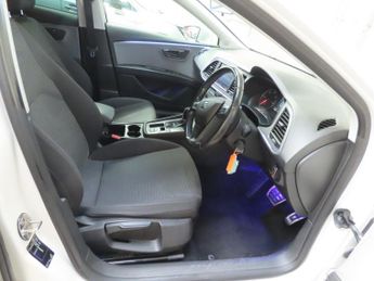 SEAT LEON 1.6 TDI SE Dynamic Technology
