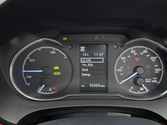 TOYOTA YARIS 1.5 VVT-h Blue Bi-Tone
