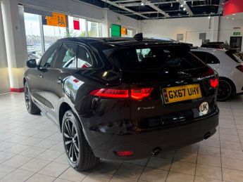 JAGUAR F-PACE 2.0 P250i R-Sport