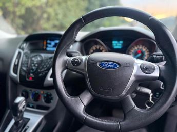 FORD FOCUS 1.6 Zetec Powershift Euro 5 5dr