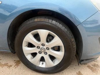 VAUXHALL ASTRA 1.3 CDTi ecoFLEX Design Sports Tourer Euro 5 (s/s) 5dr