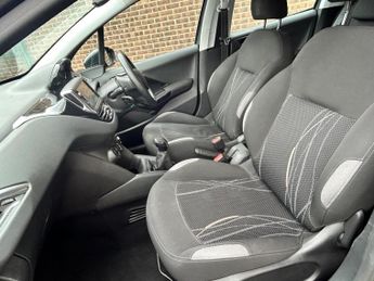 PEUGEOT 208 1.4 VTi Active Euro 5 5dr