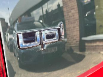 VOLKSWAGEN UP! 1.0 Take up!