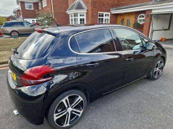 PEUGEOT 208 1.2 PureTech GT Line EAT Euro 6 (s/s) 5dr
