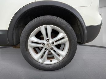 NISSAN QASHQAI SUV 2010 - 2013