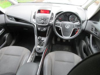 VAUXHALL ZAFIRA TOURER 2.0 CDTi SE - 7 Seater - Cambelt at 98k