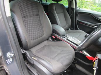VAUXHALL ZAFIRA TOURER 2.0 CDTi SE - 7 Seater - Cambelt at 98k