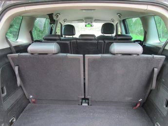VAUXHALL ZAFIRA TOURER 2.0 CDTi SE - 7 Seater - Cambelt at 98k