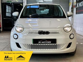 FIAT 500E 42kWh Icon Auto 3dr
