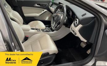 MERCEDES-BENZ GLA 2.0 GLA45 AMG SpdS DCT 4MATIC Euro 6 (s/s) 5dr