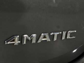 MERCEDES-BENZ GLA 2.0 GLA45 AMG SpdS DCT 4MATIC Euro 6 (s/s) 5dr