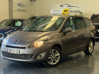 RENAULT GRAND SCENIC 2.0 dCi Privilege TomTom