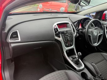 VAUXHALL ASTRA GTC 1.4T SRi Euro 5 (s/s) 3dr