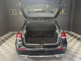 MERCEDES-BENZ A CLASS 1.5 A180d Sport