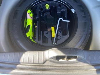 PEUGEOT 208 1.2 PureTech Allure