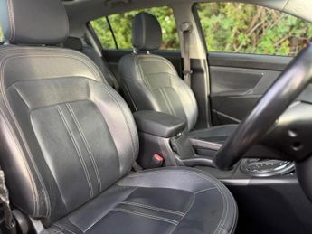 KIA SPORTAGE 2.0 CRDi KX-4 Auto AWD Euro 5 5dr