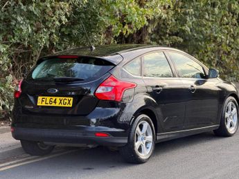 FORD FOCUS 1.6 Zetec Navigator Powershift Euro 5 5dr