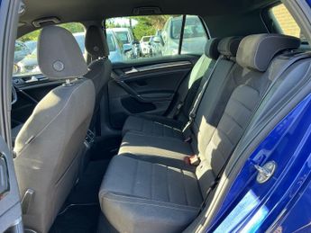 VOLKSWAGEN GOLF 2.0 TSI R