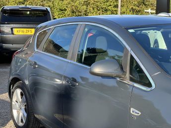 VAUXHALL ASTRA 1.6 16v SRi