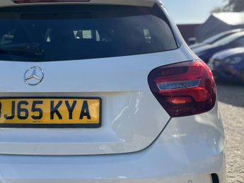 MERCEDES-BENZ A CLASS 2.1 A200d AMG Line