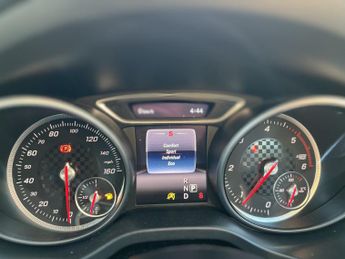 MERCEDES-BENZ A CLASS 2.1 A200d AMG Line