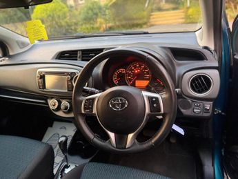 TOYOTA YARIS 1.33 Dual VVT-i TR Multidrive S Euro 5 5dr