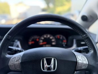 HONDA FR-V 1.8 i-VTEC EX