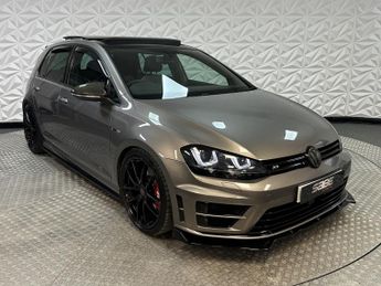 VOLKSWAGEN GOLF 2.0 TSI BlueMotion Tech R