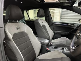 VOLKSWAGEN GOLF 2.0 TSI BlueMotion Tech R