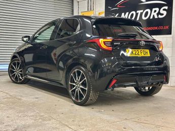 TOYOTA YARIS 1.5 VVT-h GR SPORT E-CVT Euro 6 (s/s) 5dr