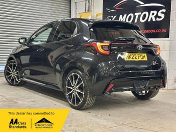 TOYOTA YARIS 1.5 VVT-h GR SPORT E-CVT Euro 6 (s/s) 5dr